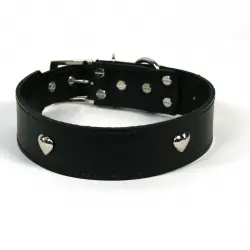 COLLAR DE PIEL NEGRO CON  CORAZON