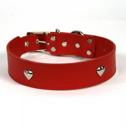 COLLAR DE PIEL ROJO CON  CORAZON