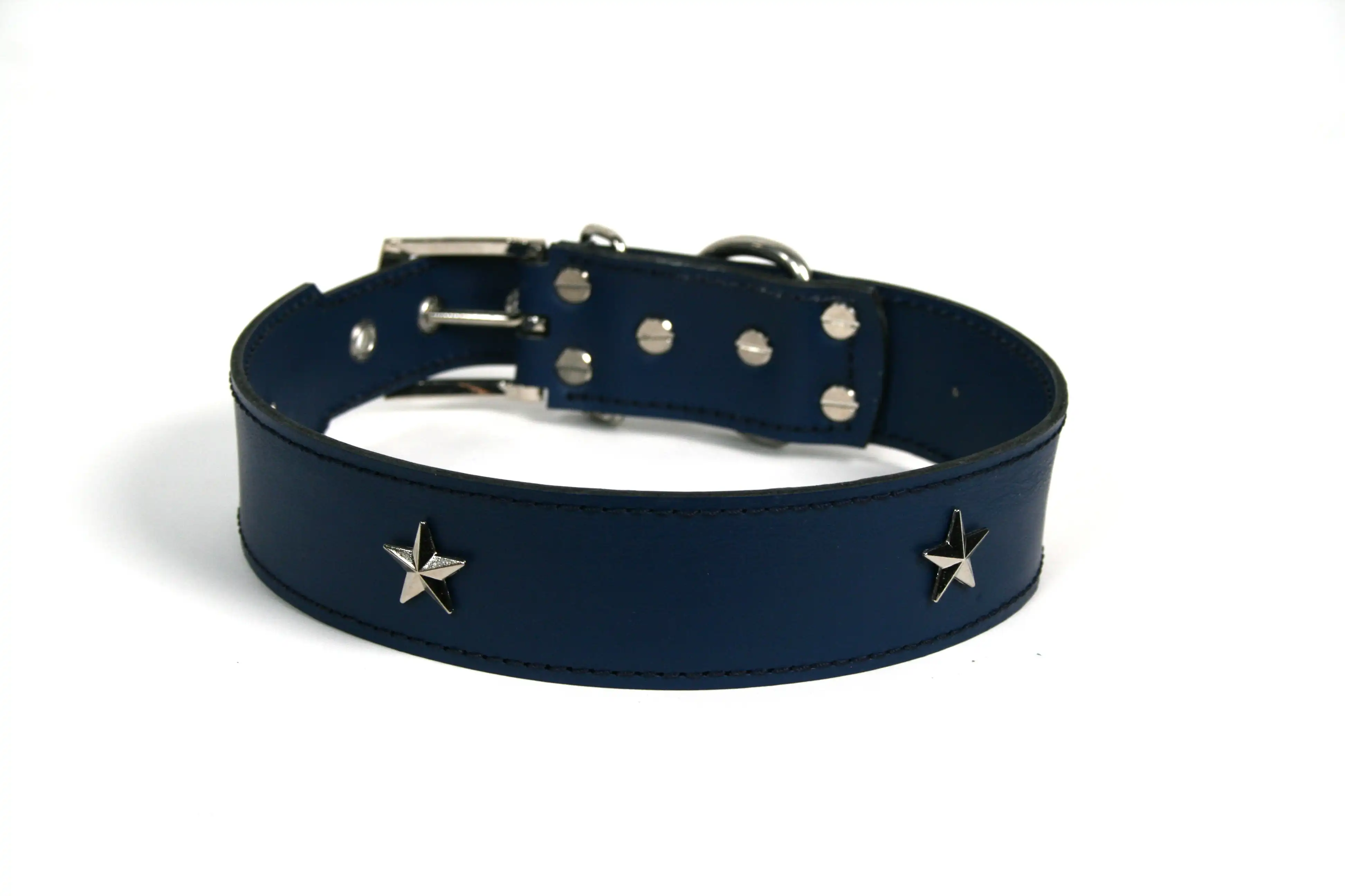 COLLAR DE PIEL AZUL MARINO CON  ESTRELLA