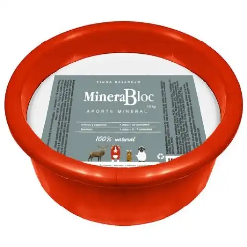 Finca casarejo minerabloc suplemento alimenticio natural para animales de granja